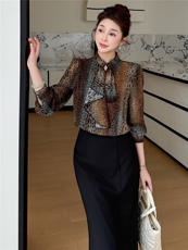 BAO现货2026新款春装时尚气质优雅立领衬衣百搭半身裙两件套，女装套装/套裙，卡杰菲