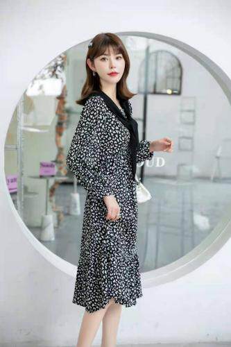 〈现货〉连衣裙，女装连衣裙，伊娜蕾尔