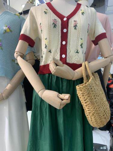 针织短袖够花，女装，优衣尚