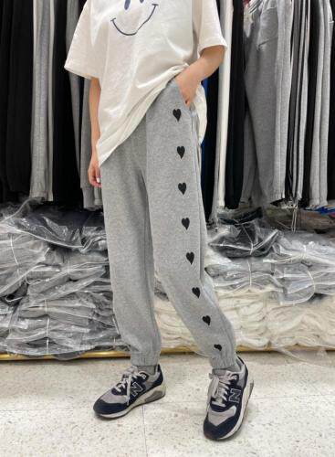 新款爱心卫裤，女装休闲裤，新雅行-1