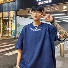 藏青色