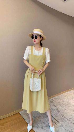 202116两个颜色三个码，女装，博内歌特