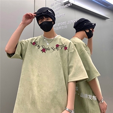 豆绿色