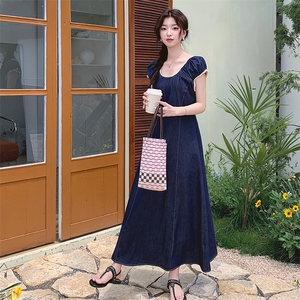 2025年夏季新款洋气系带收腰牛仔连衣裙女设计感蕾丝长裙图片