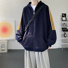 藏青色