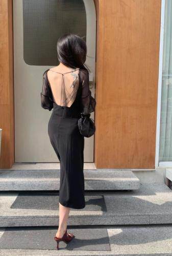 后露背连衣裙，女装连衣裙，CHOCOLATE