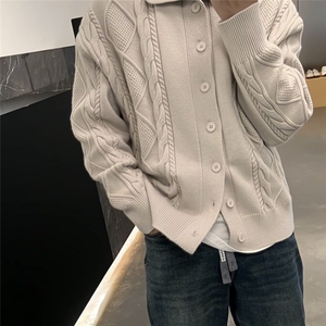 秋冬装麻花针织衫男款保暖外套轻熟休闲纽扣开衫高领毛衣男图片