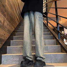 浅蓝色