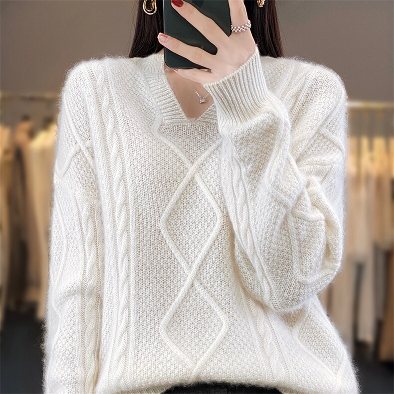 23秋冬新款羊绒衫女V领扭花加厚宽松套头毛衣羊毛针织打底衫图片
