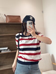 夏季新款简约时尚百搭女士三款条纹刺绣短袖图片
