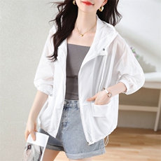 宽松休闲防晒衣女2025夏季新款小个子短款连帽透气防晒衫薄款外套，女装防晒衣，慕咨