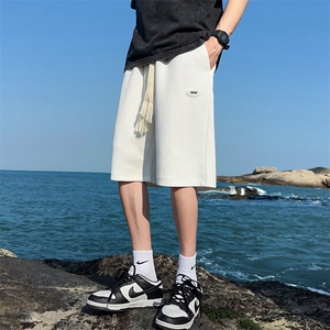 休闲短裤男2024新款夏季青少年潮牌港风中裤大码华夫格五分裤C663图片