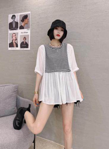 夏季新款蕾丝拼接小衫，女装，萌之慧