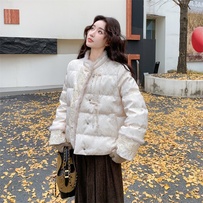 新中式重工串珠拼毛短款羽绒服90白鸭绒2C323-8877-310,女装羽绒服,2C323