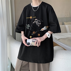 黑色
