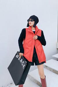 冬款羽绒马甲,女装马甲,芯俪歌 芭绯