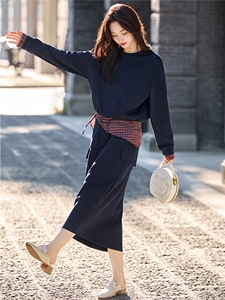 黑色格子拼接学院风套装裙女2025秋季新款休闲卫衣半身长裙两件套图片