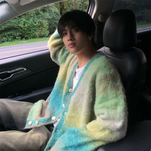 816B-KS03-P85 韩网红款软糯渐变条纹开衫外套男女图片