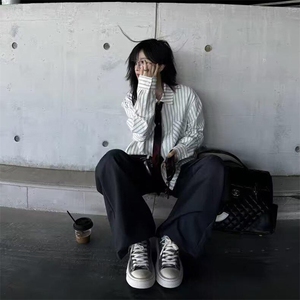 美式潮牌高街复古泡泡纱竖条纹日系肌理长袖衬衫男女休闲宽松衬衣图片