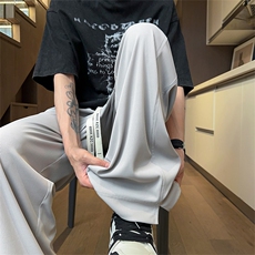 灰色