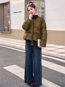 现货主推2025年冬季新款國风羽绒服外套女图片