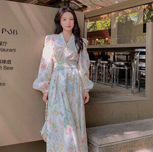 新品有淑女伞裙花朵印花长袖连衣裙-款号8821-P135K188图片