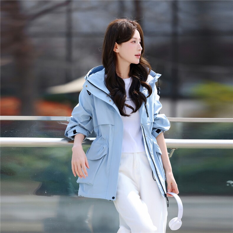 防水冲锋衣女中长款2026春秋新款宽松收腰连帽工装风衣外套潮,女装短外套,鑫源服饰