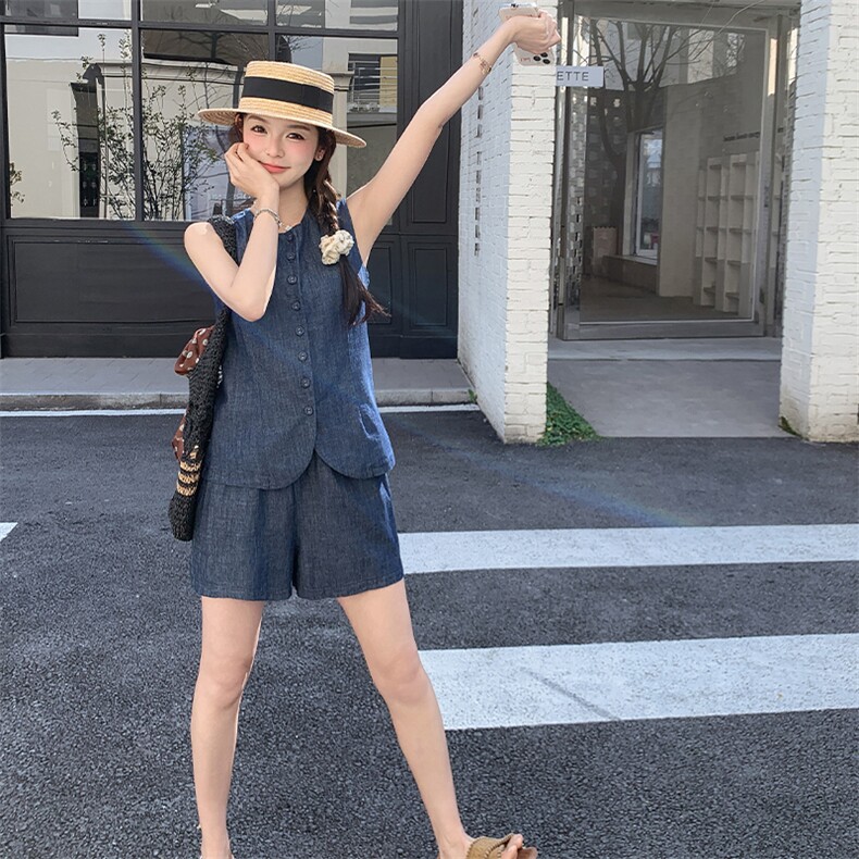 港风休闲牛仔马甲短裤套装女夏2025新款小个子显瘦遮肉爆款两件套图片