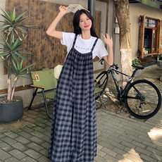 藏蓝色
