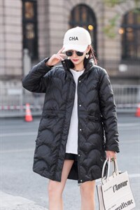 袋口盘扣长款羽绒服图片