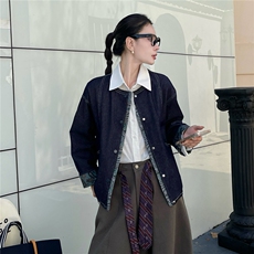 2025秋装新款复古休闲宽松圆领牛仔外套，女装牛仔外套，深水步