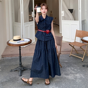 气质显瘦牛仔套装裙女2025夏新款港风复古小飞袖衬衫半身裙两件套图片
