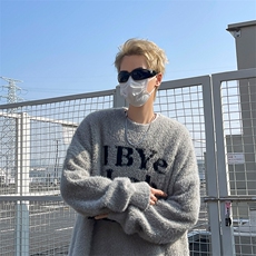 灰色