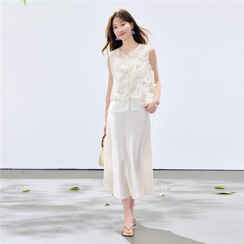 夏季新款现货！2026洋气时尚重工刺绣花马甲+珍珠吊带长裙套装女,女装套装/套裙,宝儿家