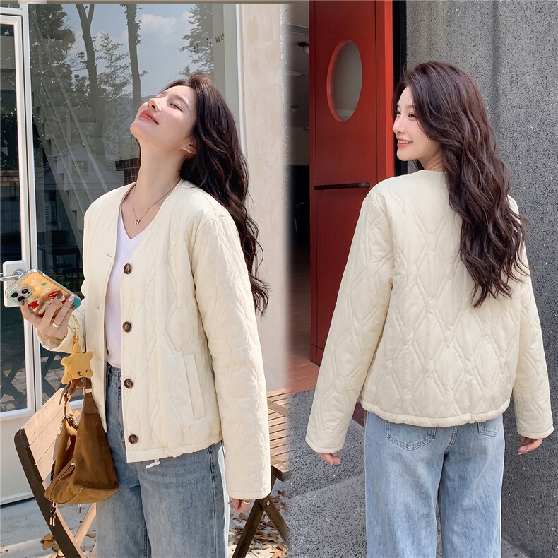 2026秋季新款米白V领棉服女短款轻薄夹棉外套上衣,女装棉衣/棉服,