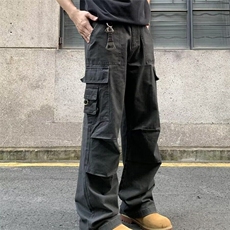 深灰色