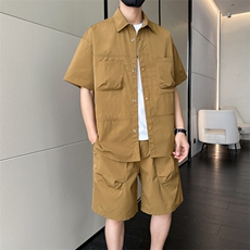 卡其色