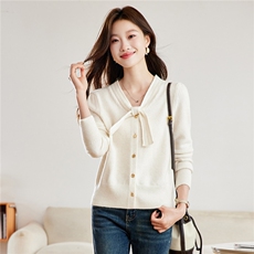 气质蝴蝶结V领针织开衫女秋冬2025新款宽松百搭显瘦毛衣外套上衣，女装羊毛衫，艾米