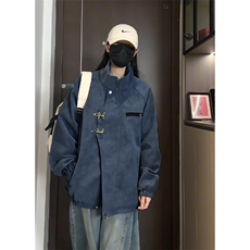 藏青色