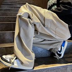 卡其色