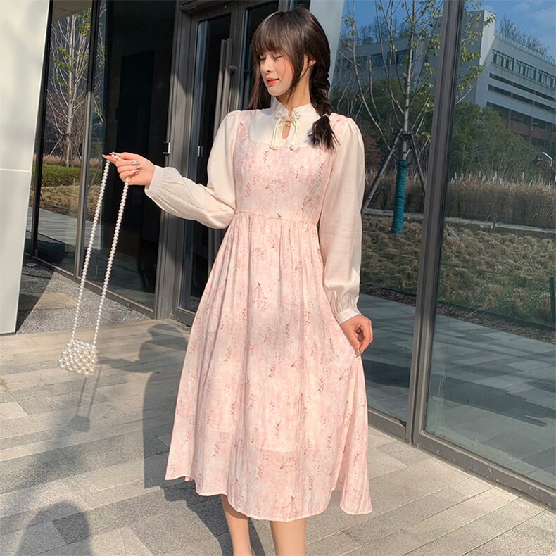 现货2024年春季女民族风盘扣领口修身显瘦网红法式连衣裙,女装连衣裙,煊芮熙