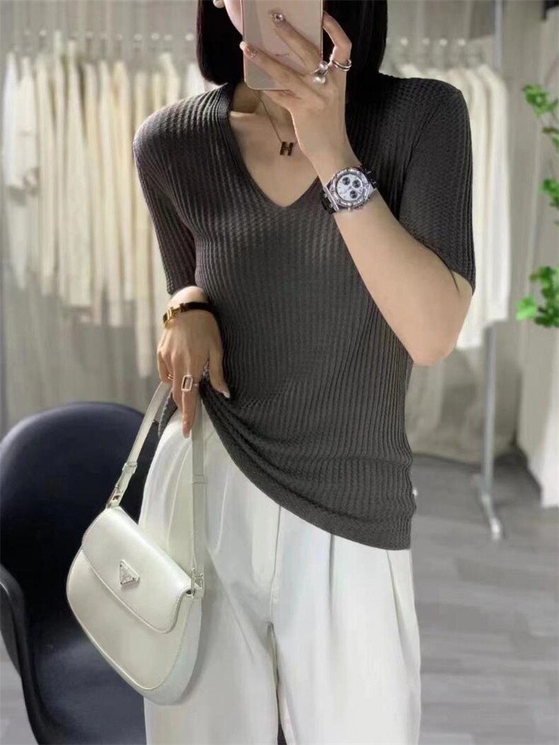 莱赛尔面料三色V领针织百搭款，其它，哥卓