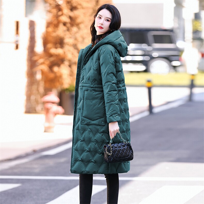 现货！专柜品质！2022冬装新款时尚长款羽绒服女连帽90%白鸭绒,女装羽绒服,铭街依杨