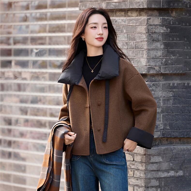 现货手工缝制冬新款时尚斗篷甜美拼接保暖领子双面呢外套送领结,女装双面呢大衣,美静678