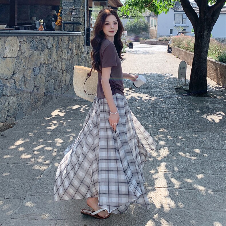 蕾丝拼接短袖t恤套装裙女夏新款设计感不规则格子半身裙两件套,女装套装/套裙,浙宝305