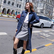 牛仔风衣2021春秋季新款个性抽绳收腰显瘦韩版时尚百搭，女装风衣，钱塘布衣