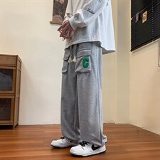 灰色