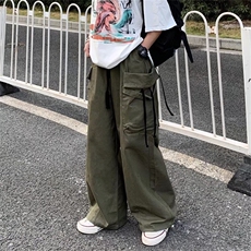 军绿色
