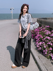2025年夏季新品现货休闲时尚潮流度假风三件套，女装套装/套裙，臻衣坊