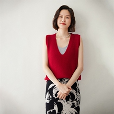 时尚百搭V领羊绒马甲女款修身显瘦无袖针织背心外套，女装马甲，迎冬羊绒